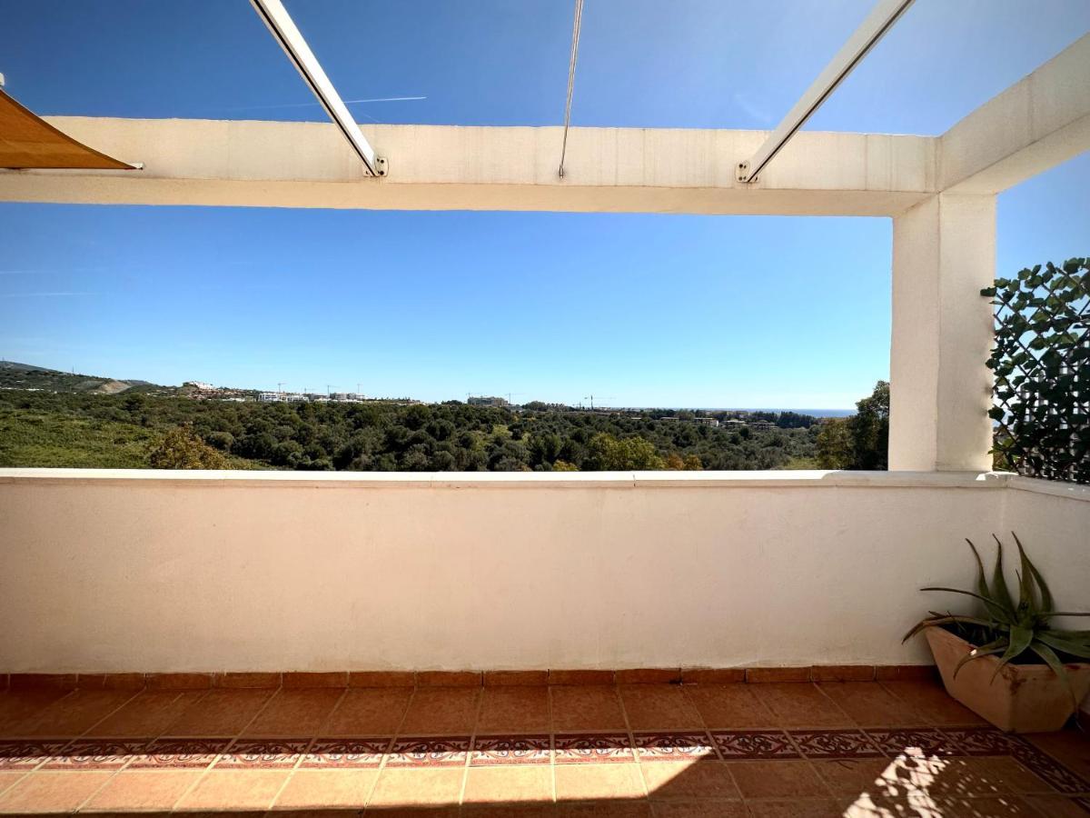 Moderno Apartamento Con Preciosas Vistas Al Mar En Urbanizacion Con Piscina - Rio Real 11 2G Marbella Exterior foto